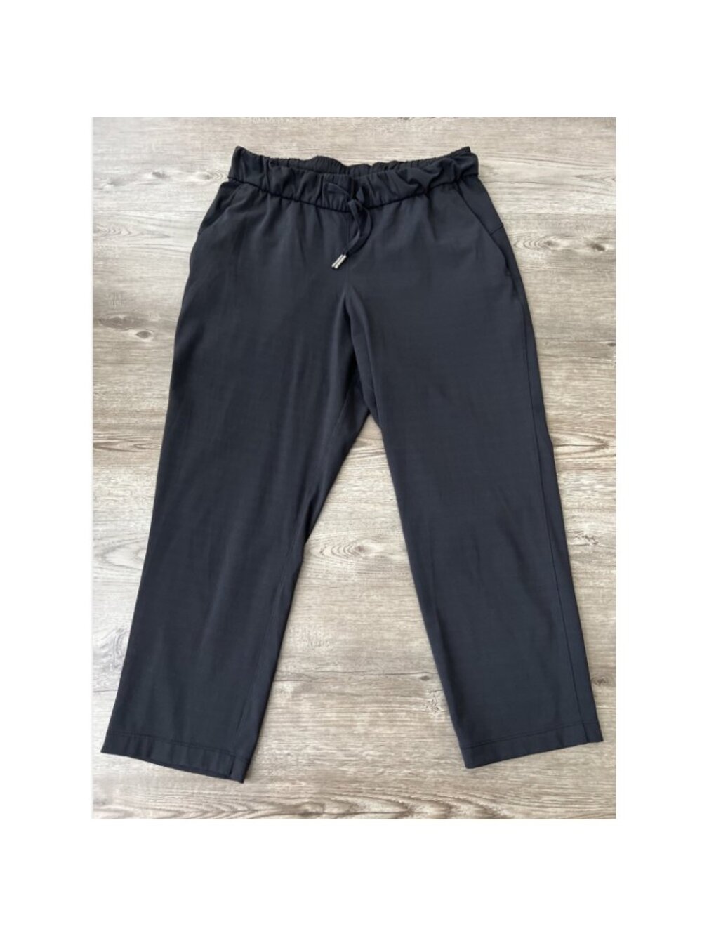 Lululemon On the‎ Fly Crop Pant Womens 6 Black Woven 23" Travel